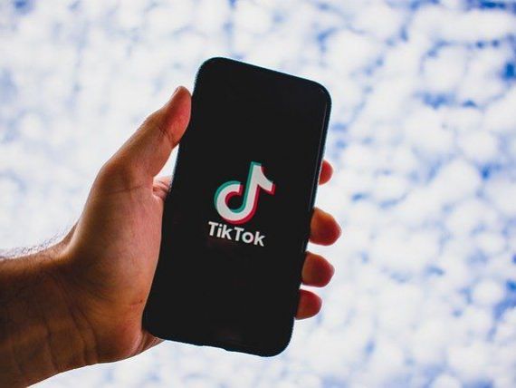Oracle confirmă preluarea afacerilor TikTok din Statele Unite de la grupul chinez ByteDance