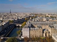 Locuinţele noi s-au scumpit în majoritatea statelor europene. Parisul este cel mai scump oraș, cu aproape 13.000 euro/mp. România, avans semnificativ înaintea pandemiei