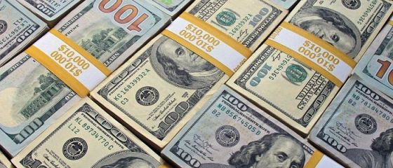 Averea cumulată a primilor 12 multimiliardari americani a depășit un trilion de dolari pentru prima dată în istorie, record îngrijorător în istoria concentrării bogăţiei și puterii în SUA