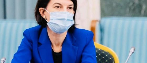 Ministrul Muncii, Violeta Alexandru, diagnosticată cu COVID-19