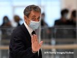 Pentru prima dată în istoria postbelică, un fost preşedinte francez este judecat pentru corupţie. Nicolas Sarkozy riscă zece ani de închisoare şi o amendă de un milion de euro