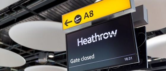 Aeroportul Heathrow din Londra, unul dintre cele mai mari noduri aeriene din lume, închide Terminalul 4 până la sfârşitul lui 2021, din lipsă de pasageri