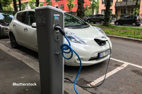 Țara europeană în care mai mult de jumătate din mașinile înmatriculate anul trecut au fost electrice. Până în 2025, vrea să interzică vânzarea de vehicule cu combustibili fosili