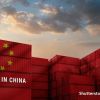 Efect neașteptat al pandemiei. Exporturile Chinei au urcat la cote uriașe, generând un nou fenomen pe piața transporturilor: criza de containere goale
