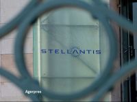 Stellantis, noul gigant auto mondial creat după fuziunea dintre Fiat Chrysler și PSA, debutează pe creștere pe bursă. Titlurile urcă semnificativ la Paris și Milano