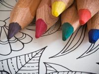 (P) Beneficiile cărților de colorat pentru adulți