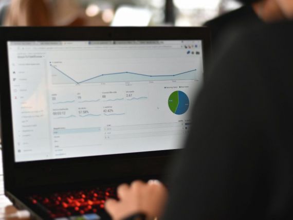 (P) Ești antreprenor? Află cum te ajută o campanie de advertoriale să crești vizibilitatea și &icirc;ncrederea brandului tău