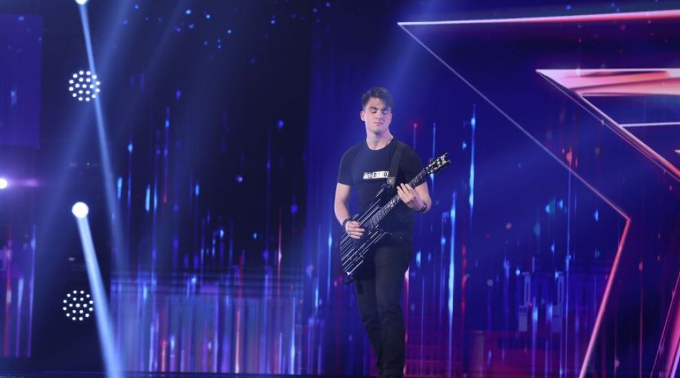 
	Românii au talent 2021: Andrei Trandafir, reprezentație electrizantă la chitară
