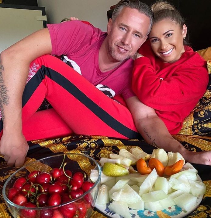Pro Tv Anamaria Prodan O NouÄƒ Fotografie Pe Instagram AlÄƒturi De LaurenÈ›iu Reghecampf Bdquo SoÈ›ul Perfect
