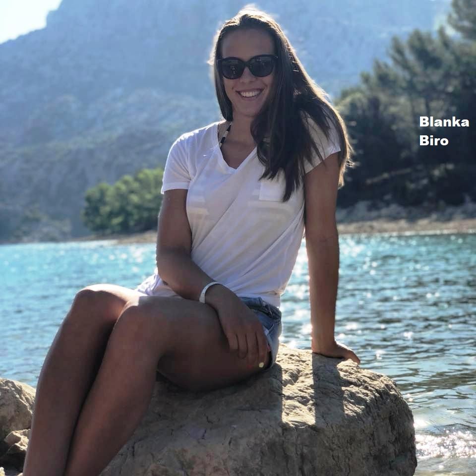 Concurente Pentru Chiper Neagu Si Denisa Dedu Galerie Foto Cu Cele Mai Sexy Jucatoare Din Nationala Ungariei Sport Ro