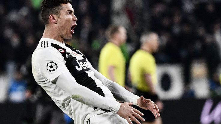Imagini Memorabile Cu Ronaldo Dupa Tripla Istorica Pentru Juventus Ce Recorduri A Spart Portughezul Foto Sport Ro